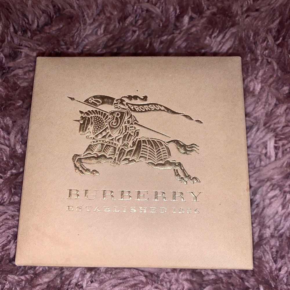 Burberry Watch - Picture 3 of 6